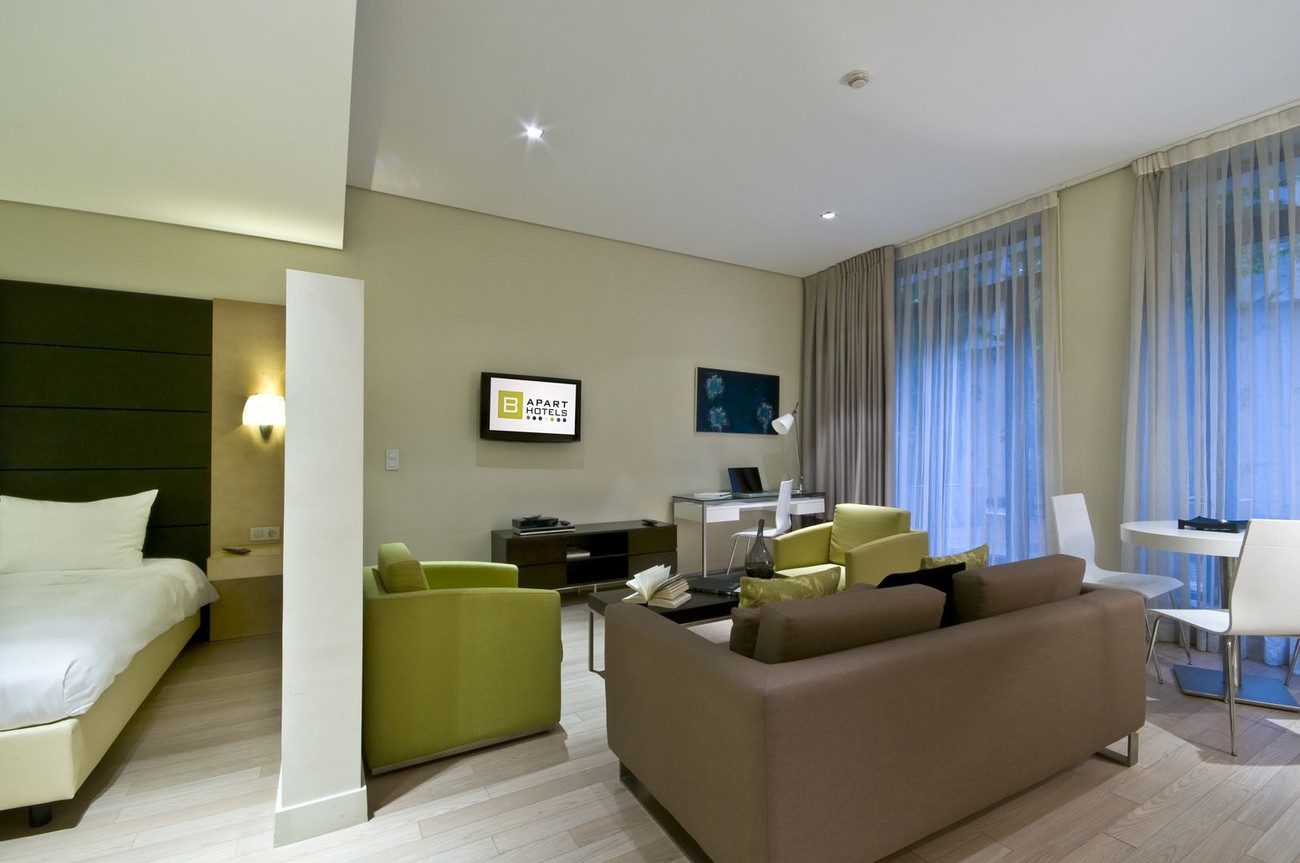 B-aparthotel Grand Place,